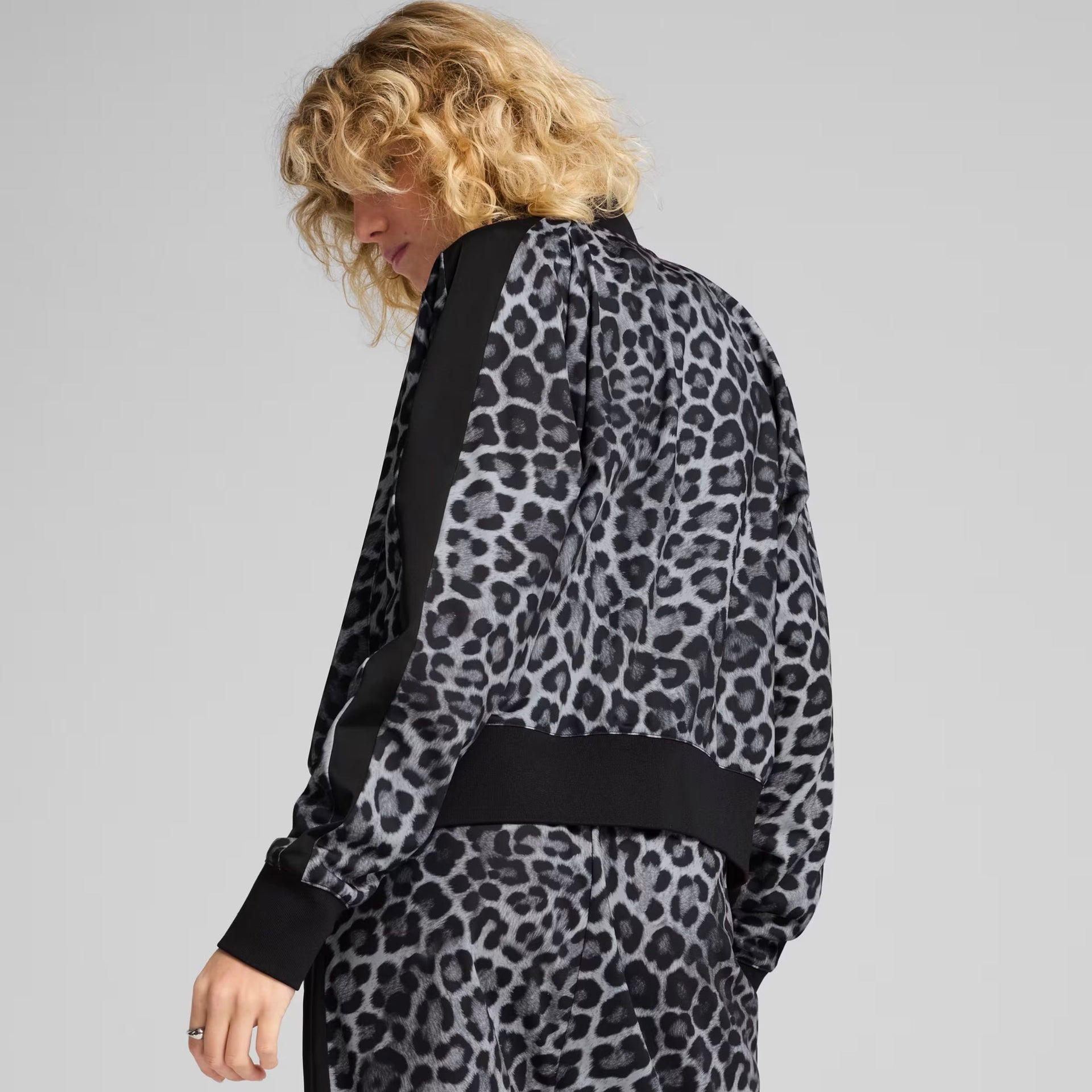 PUMA - T7 LEO LUXE All-Over Print Short Track Jacket Women Black