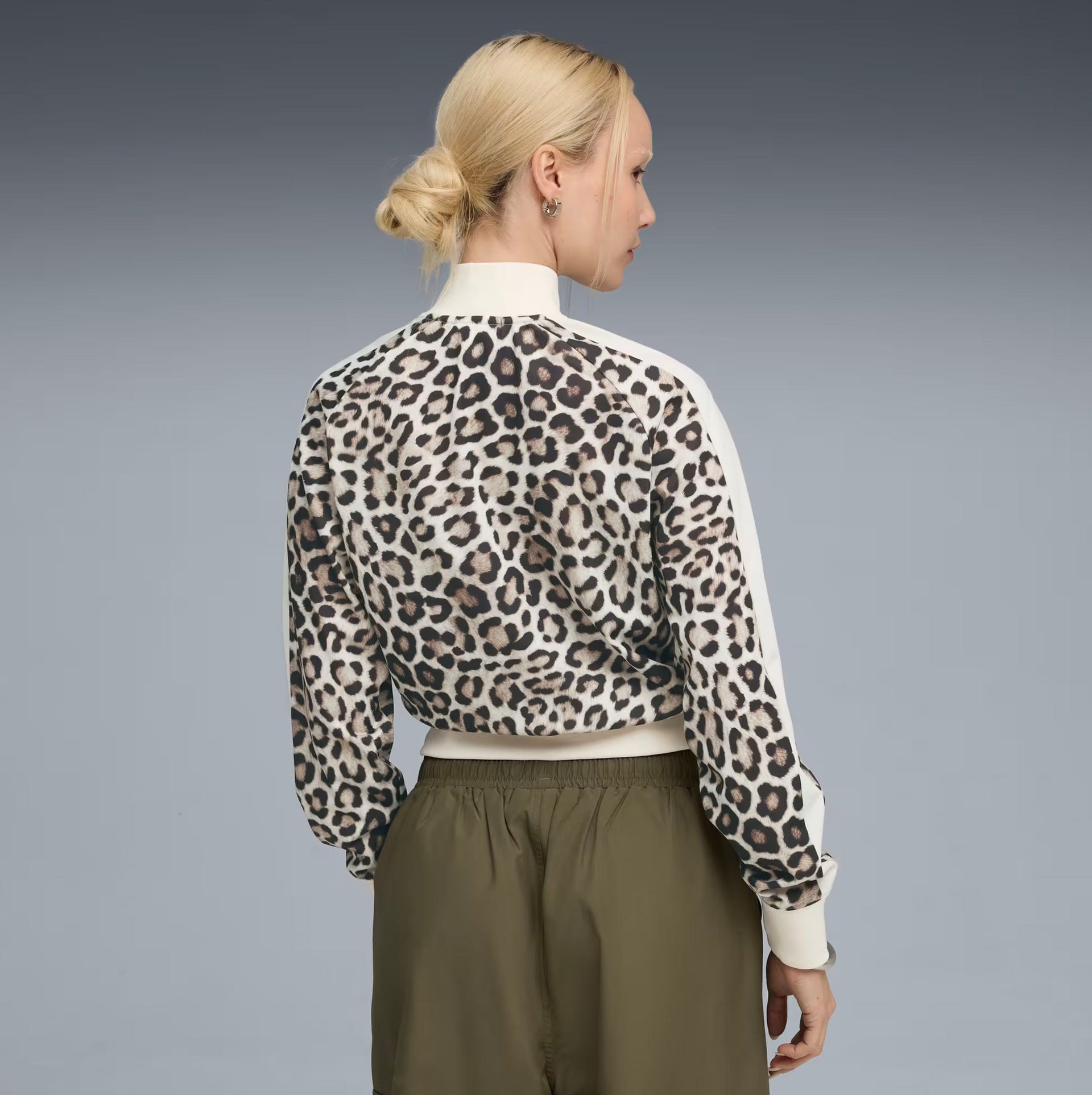 PUMA - T7 LEO LUXE All-Over Print Short Track Jacket Women Alpine Snow-Ice Coffee