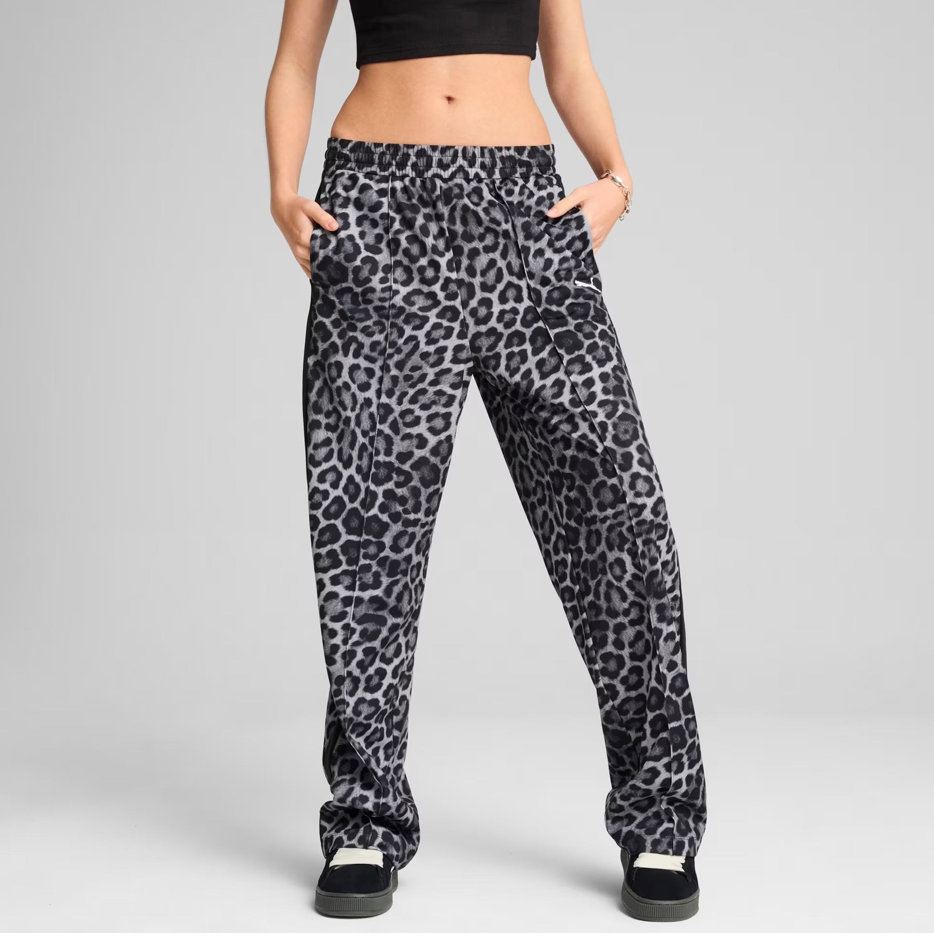 PUMA - T7 LEO LUXE All-Over Print Straight Pants Women Black