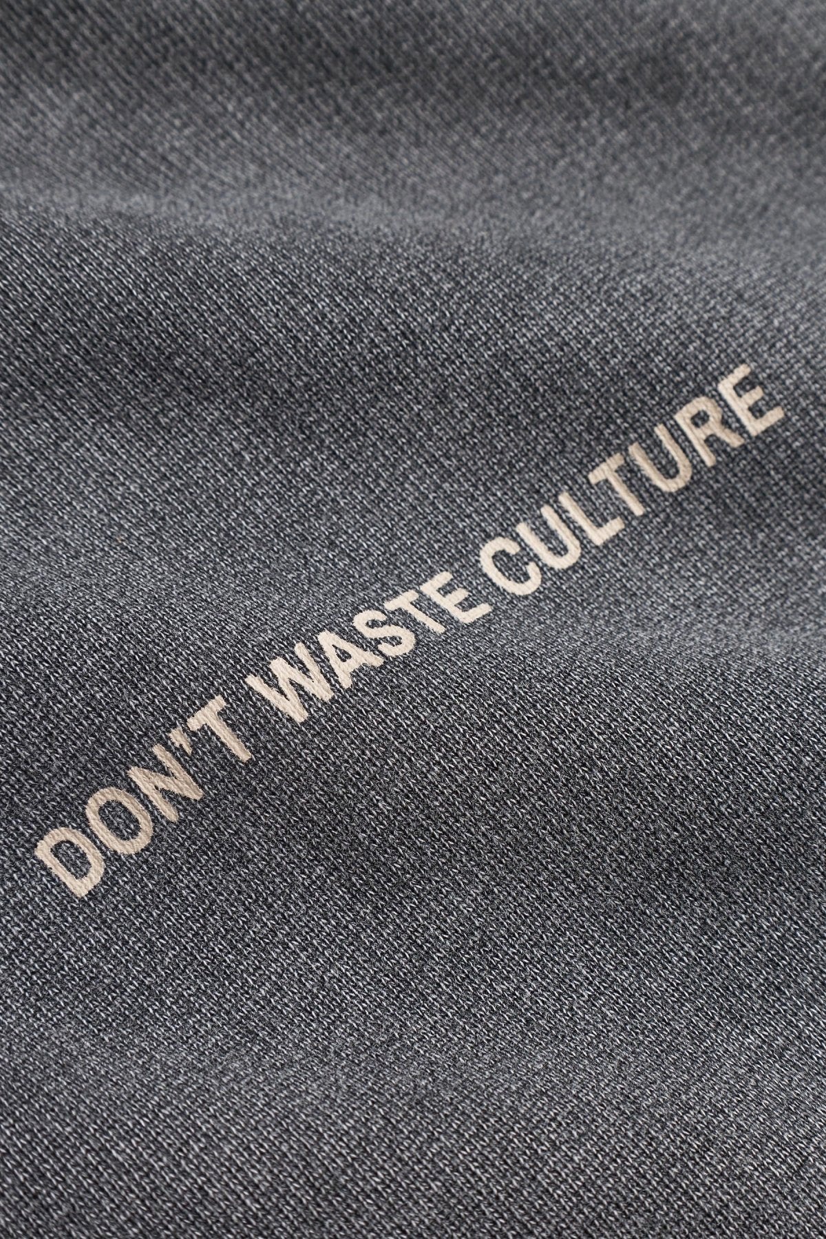 DWC - Yulani Hoodie Washed Black