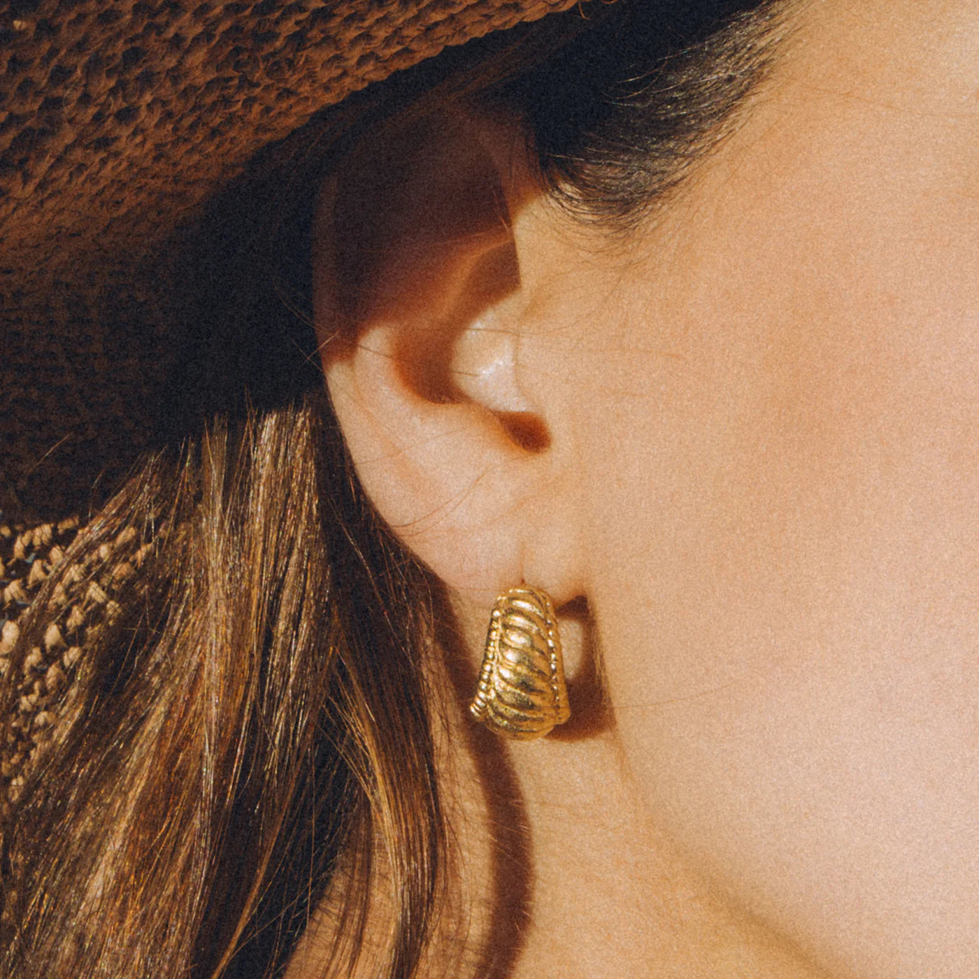 AGAPEE - Marea Mini Earrings