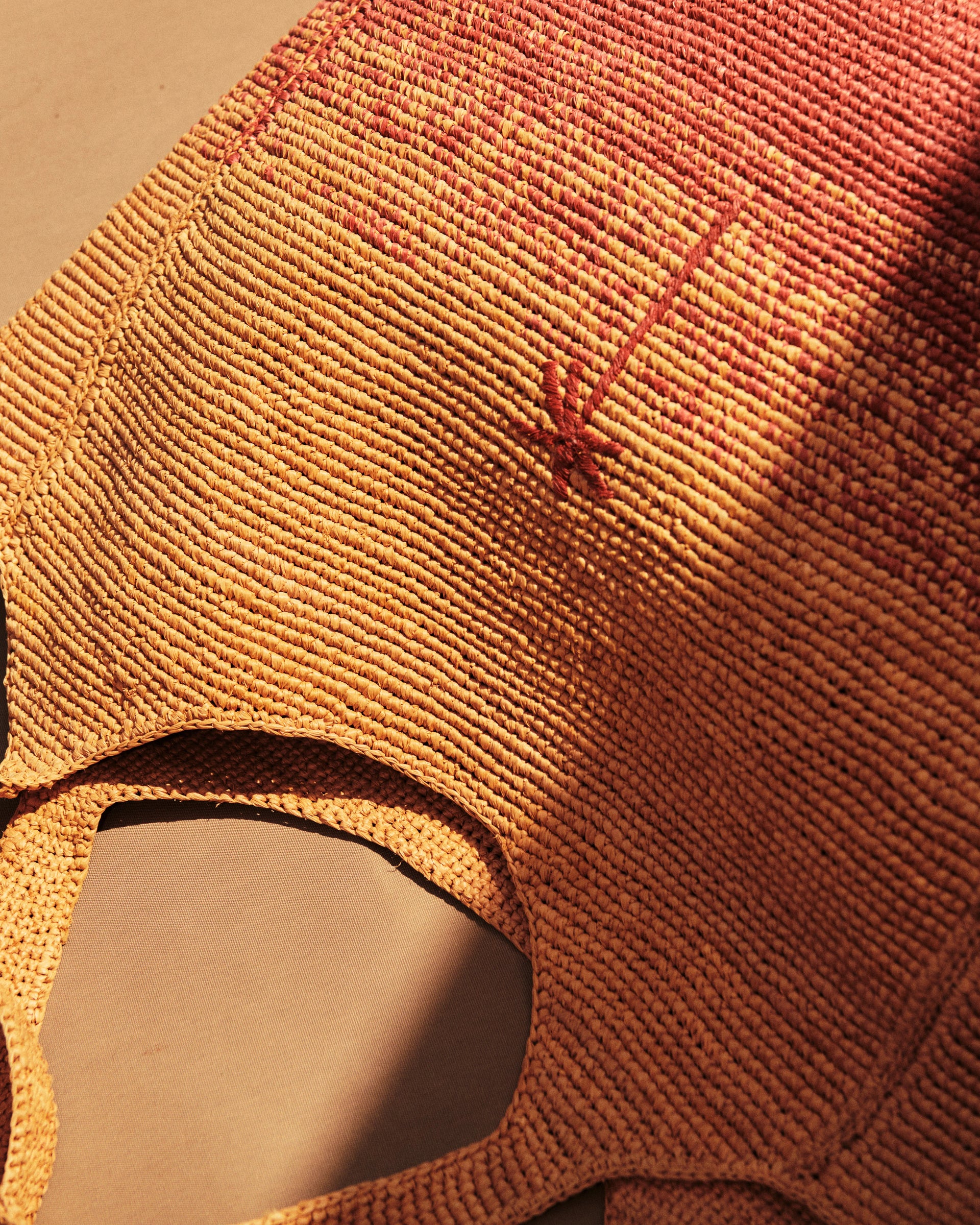 MANEBI - Raffia Maxi Tote Rust Degrade