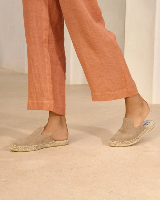 MANEBI - Suede Mules Hamptons Vintage Taupe