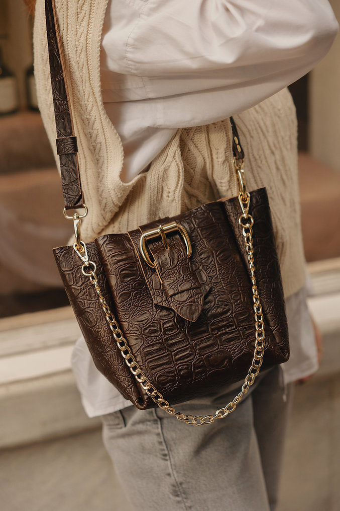 Individual Art Leather - "Missing" Brown Gold