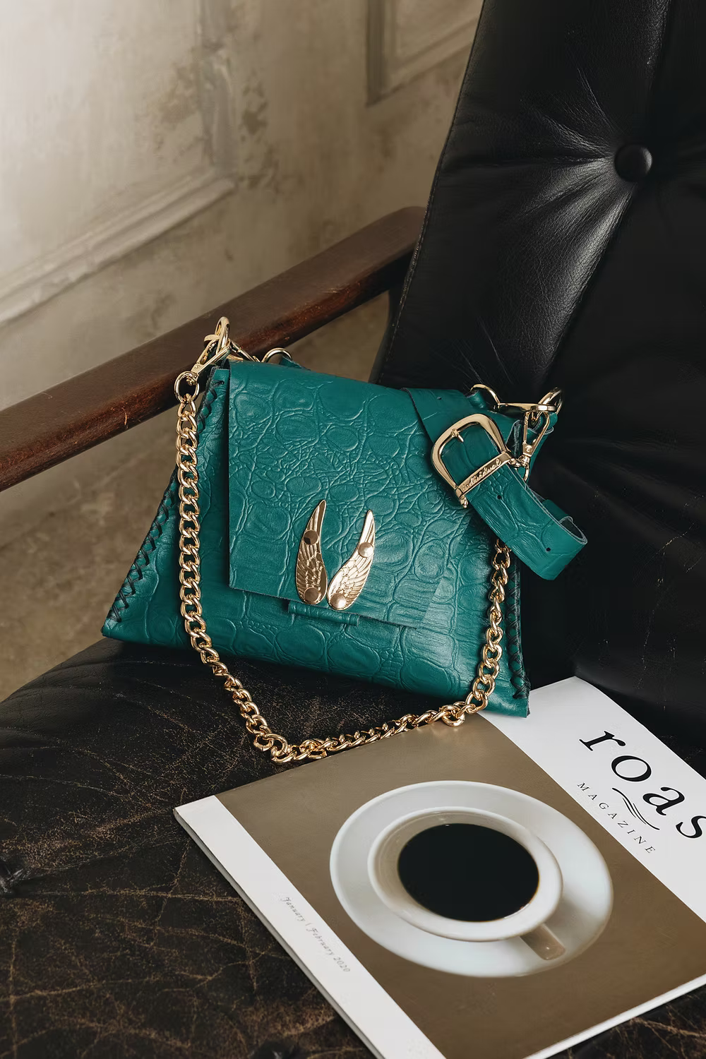 Individual Art Leather - "Wings Small" Forest Gold