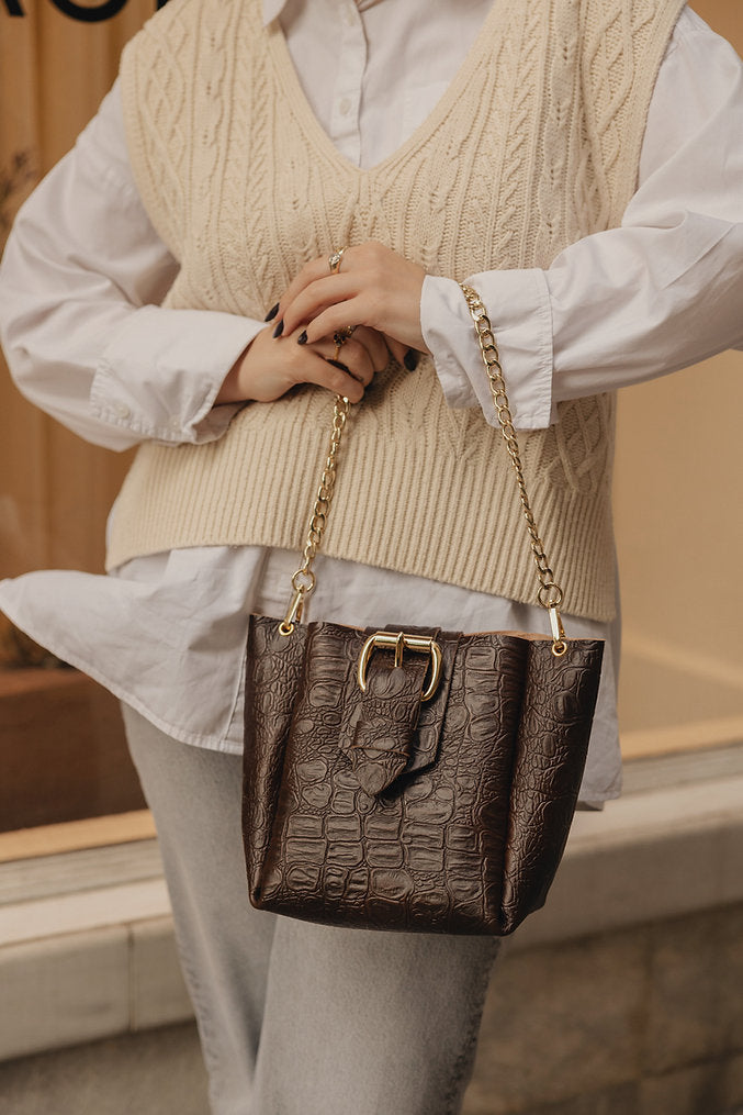 Individual Art Leather - "Missing" Brown Gold