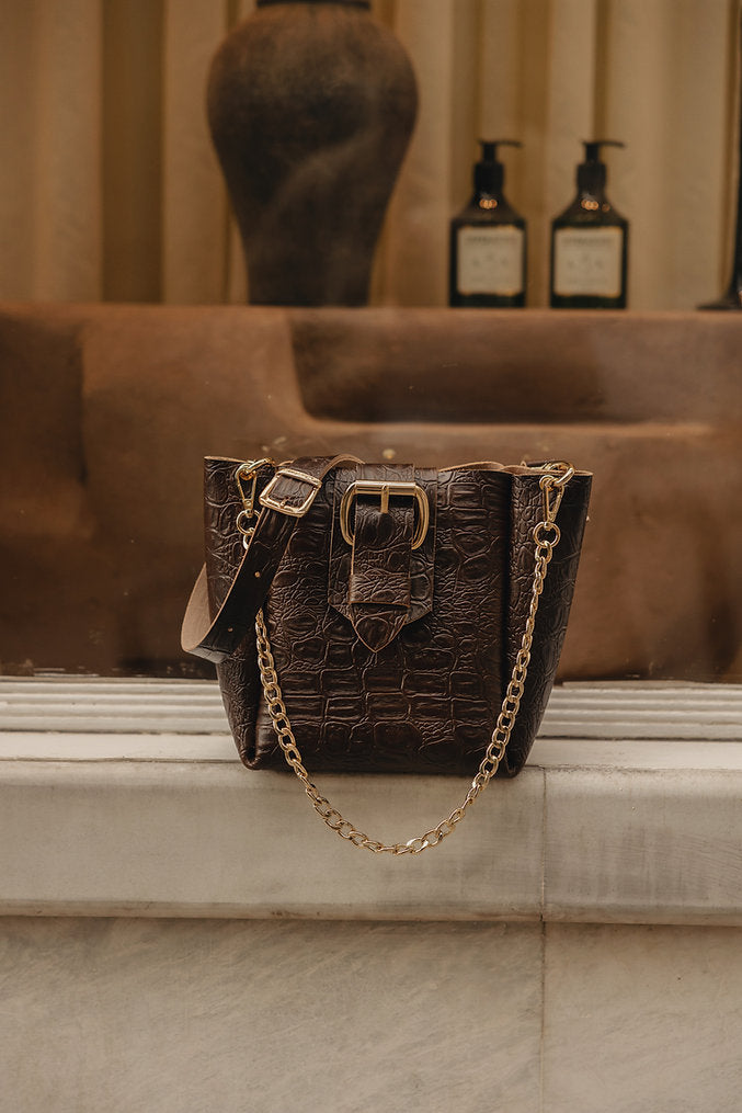 Individual Art Leather - "Missing" Brown Gold