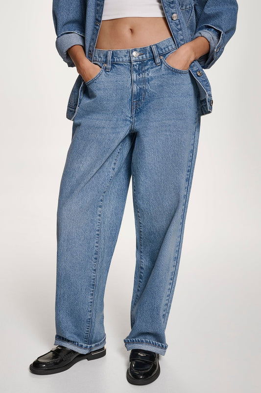 DKNY - Vesey Mid Rise Relaxed Straight