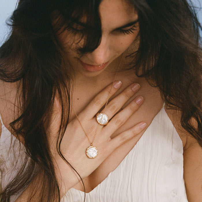 AGAPEE - Hëna Necklace