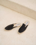 Women’s black suede espadrille mules with jute sole, γυναικεία espadrille mules από suede δέρμα σε μαύρο χρώμα με σχοινένια σόλα, κομψή και άνετη επιλογή για καλοκαιρινό καθημερινό look, από το Iconic Angels Glyfada.