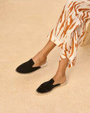 Women’s black suede espadrille mules with jute sole, γυναικεία espadrille mules από suede δέρμα σε μαύρο χρώμα με σχοινένια σόλα, κομψή και άνετη επιλογή για καλοκαιρινό καθημερινό look, από το Iconic Angels Glyfada.