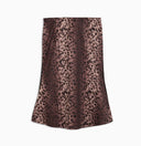Leopard print midi skirt with fluid silhouette and subtle Puma logo detail, blending sporty heritage with bold feminine style — γυναικεία midi φούστα με animal print μοτίβο και αέρινη γραμμή, ιδανική για athleisure, street style και statement everyday looks με fashion-forward χαρακτήρα. Διαθέσιμη στο Iconic Angels Glyfada.