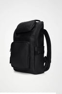 Black cargo backpack with structured silhouette and bold embossed logo, spacious and waterproof with multiple zip compartments — μαύρο cargo backpack με structured σιλουέτα και διακριτικό embossed logo, ευρύχωρο και αδιάβροχο με πολλαπλές θήκες για άψογη οργάνωση. Ιδανικό για travel, gym ή καθημερινό urban styling. Διαθέσιμο στο Iconic Angels Glyfada.