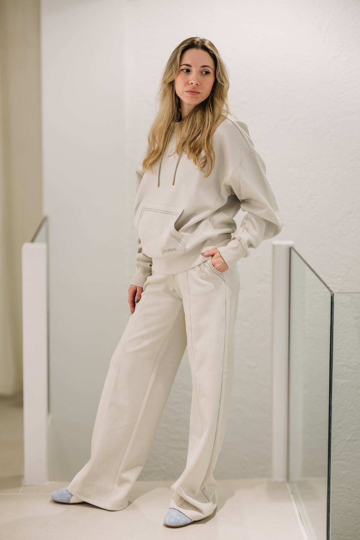 GUESS - Hooded Scuba Sweatshirt Beige