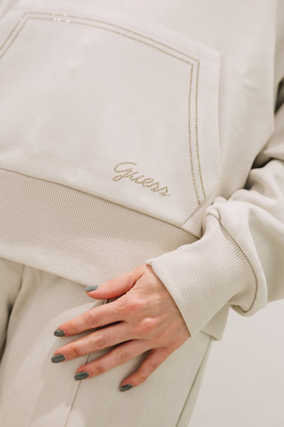 GUESS - Hooded Scuba Sweatshirt Beige