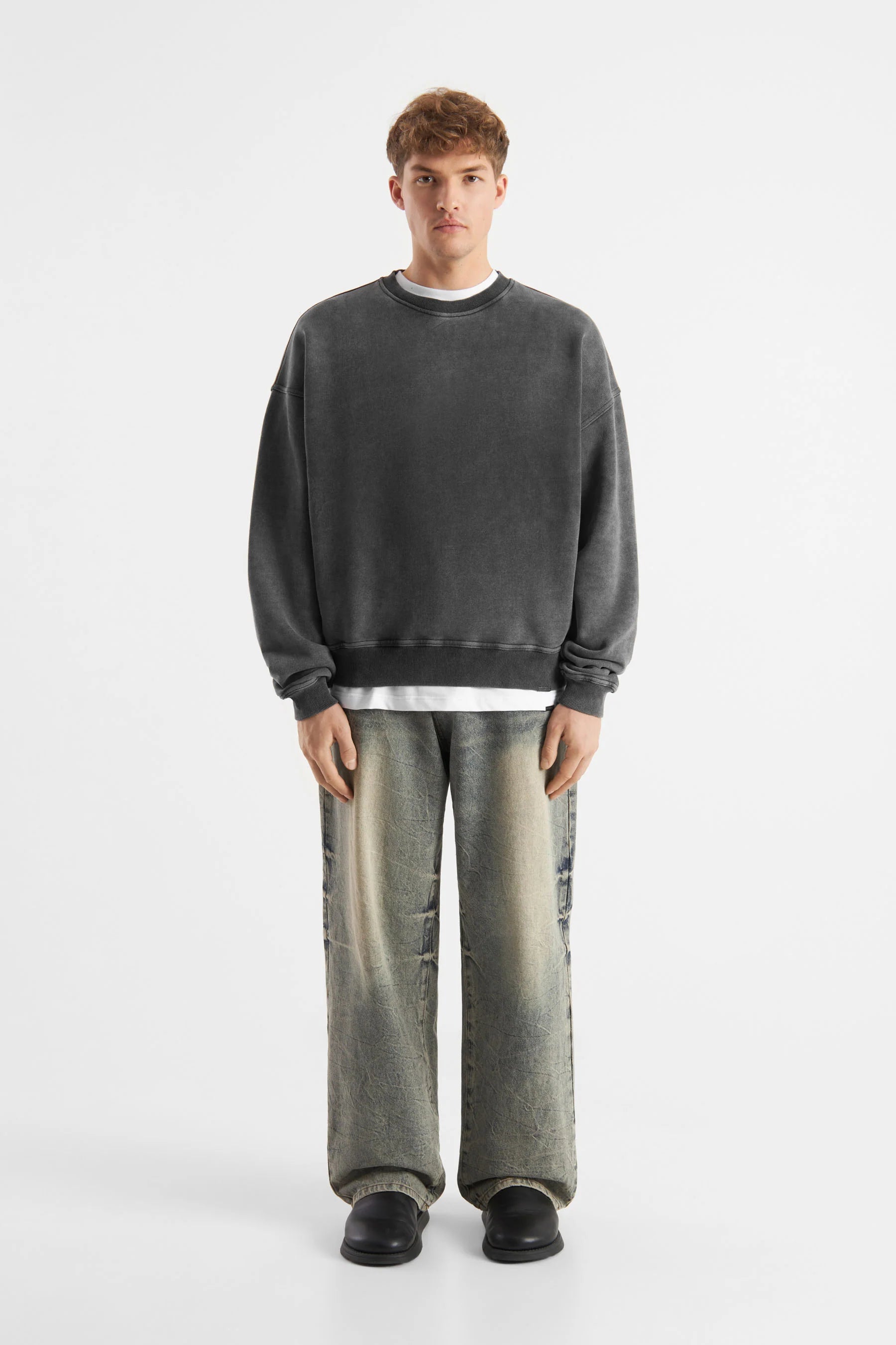 DWC - Rifaz Sweater Washed Black