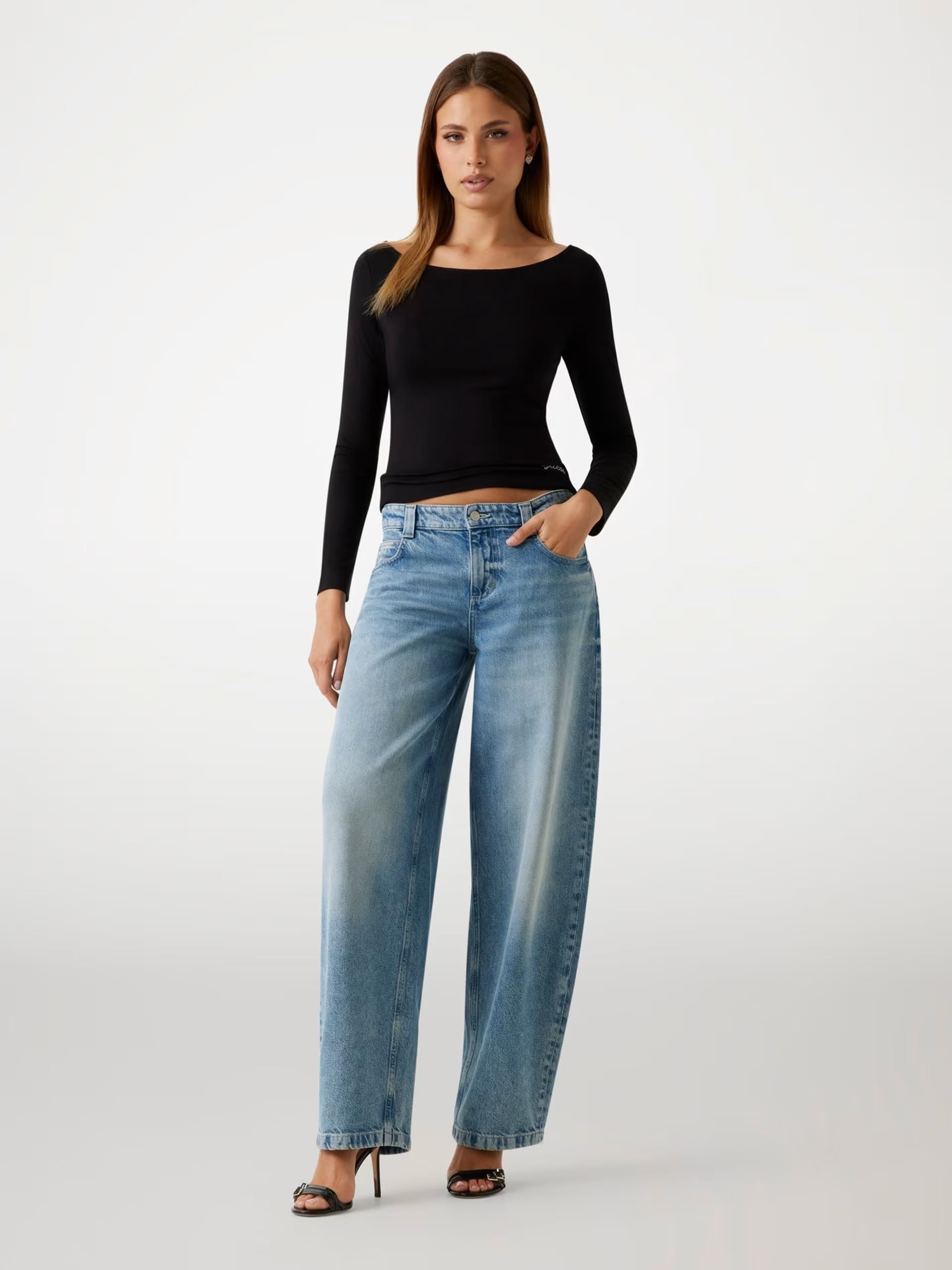 GUESS - Loose-leg Baggy Balloon Blue Jeans