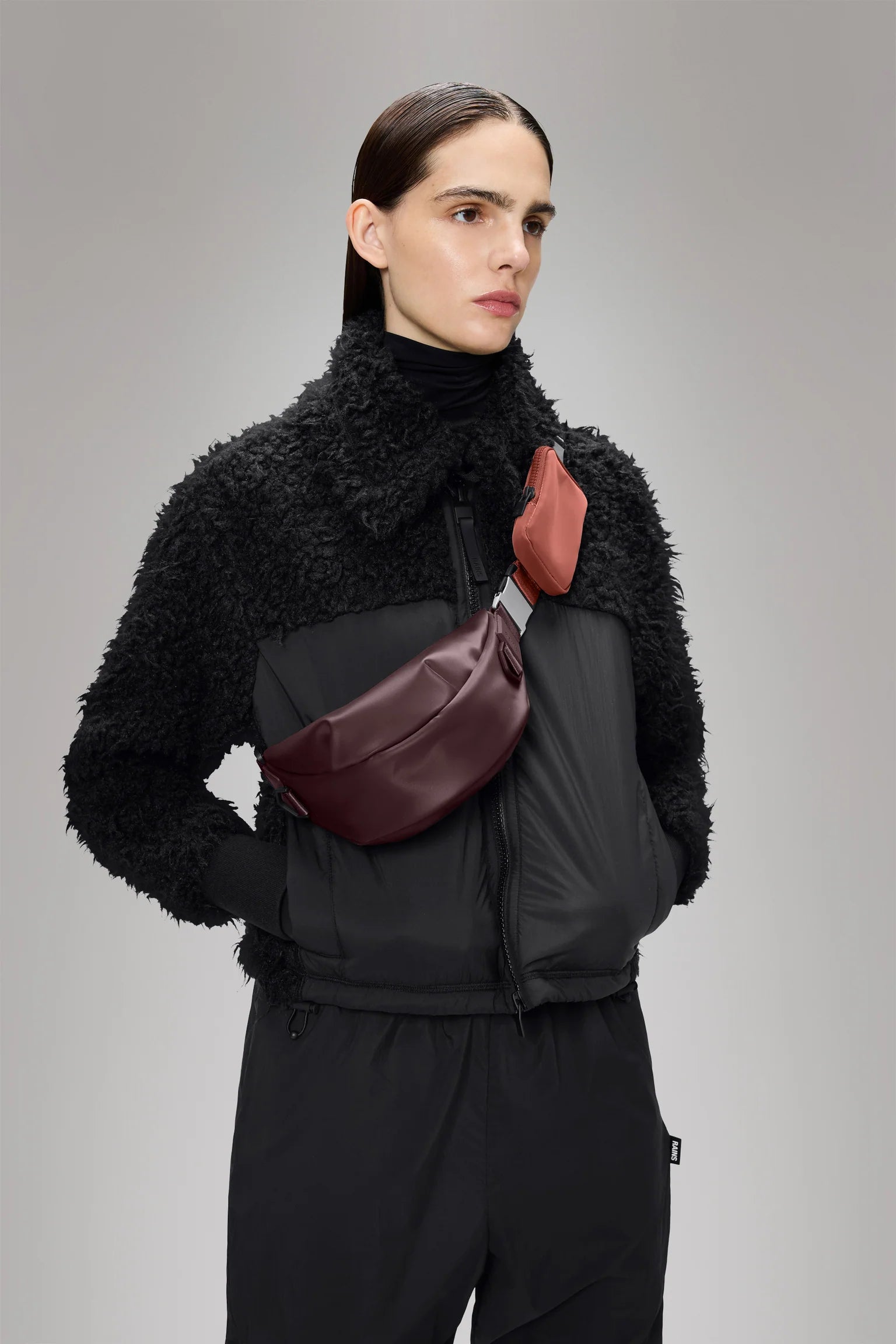 RAINS - Valera Shoulder Bag Mini Depth