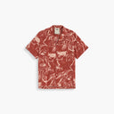 OAS red short sleeve shirt with off-white abstract graphic pattern and camp collar, featuring a relaxed fit and lightweight fabric for statement summer styling — κόκκινο κοντομάνικο πουκάμισο OAS με off-white abstract graphic μοτίβο και camp γιακά, με χαλαρή γραμμή και ελαφρύ ύφασμα για statement καλοκαιρινά looks.