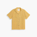OAS Terra πλεκτό κοντομάνικο πουκάμισο σε mustard απόχρωση με διάτρητη υφή και relaxed εφαρμογή, ιδανικό για καλοκαιρινό layering και effortless resort looks — ανδρικό OAS Terra knit shirt με χαλαρή γραμμή.