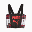 PUMA Future Archive crop top σε μαύρο με κόκκινο logo και graphic print, με τιράντες και μπροστινό φερμουάρ, σε fitted γραμμή για statement streetwear looks — γυναικείο PUMA crop top με έντονο logo design.