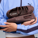 PUMA Speedcat Ballet sneakers σε καφέ suede με elastic straps και minimal design, με Ortholite πάτο για extra άνεση και ευελιξία, χαμηλό προφίλ και κομψή γραμμή εμπνευσμένη από ballet αισθητική, ιδανικά για casual, chic και everyday streetwear looks — γυναικεία PUMA ballet sneakers.