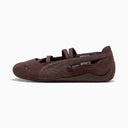 PUMA Speedcat Ballet sneakers σε καφέ suede με elastic straps και minimal design, με Ortholite πάτο για extra άνεση και ευελιξία, χαμηλό προφίλ και κομψή γραμμή εμπνευσμένη από ballet αισθητική, ιδανικά για casual, chic και everyday streetwear looks — γυναικεία PUMA ballet sneakers.